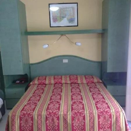 Harry's Hotel
