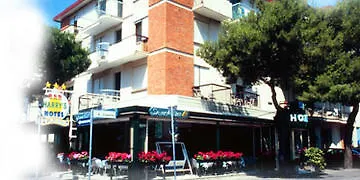 Отель Harry's 3*